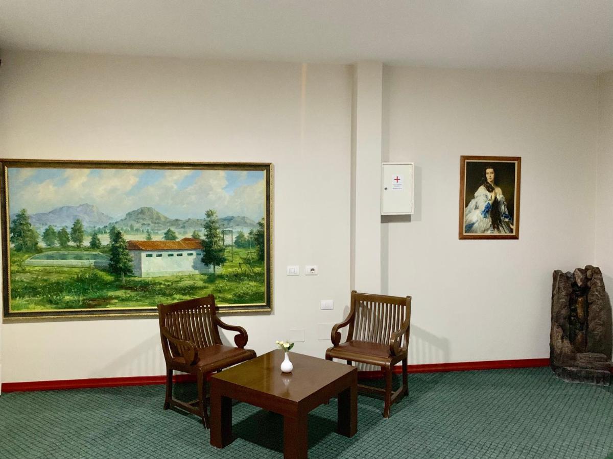 Kriva Hotel Elbasan